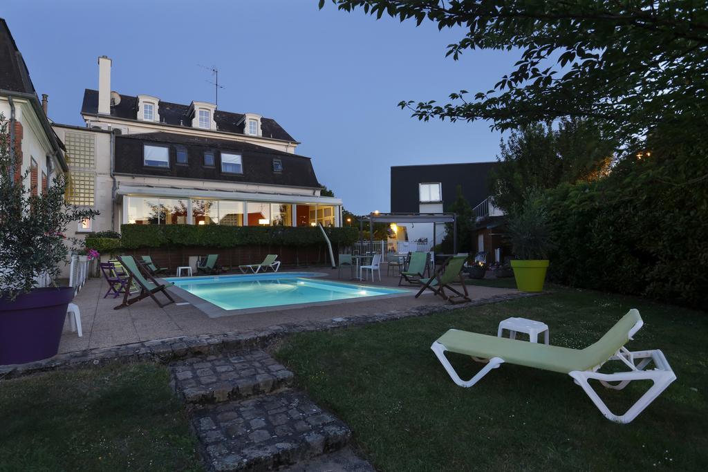 Hotel Les Tilleuls, Bourges Exteriör bild