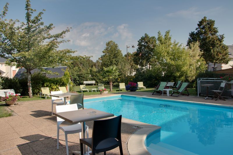Hotel Les Tilleuls, Bourges Exteriör bild