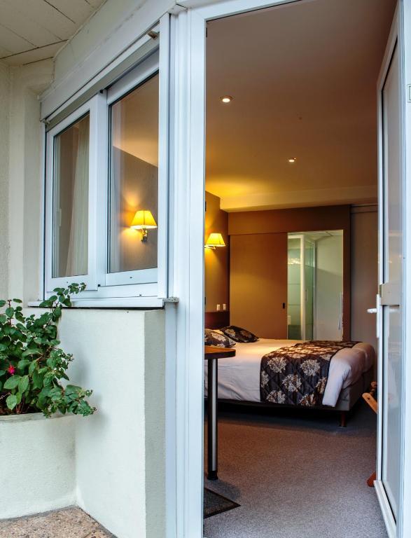 Hotel Les Tilleuls, Bourges Exteriör bild