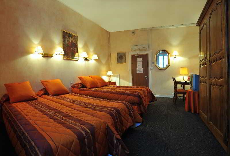 Hotel Les Tilleuls, Bourges Exteriör bild