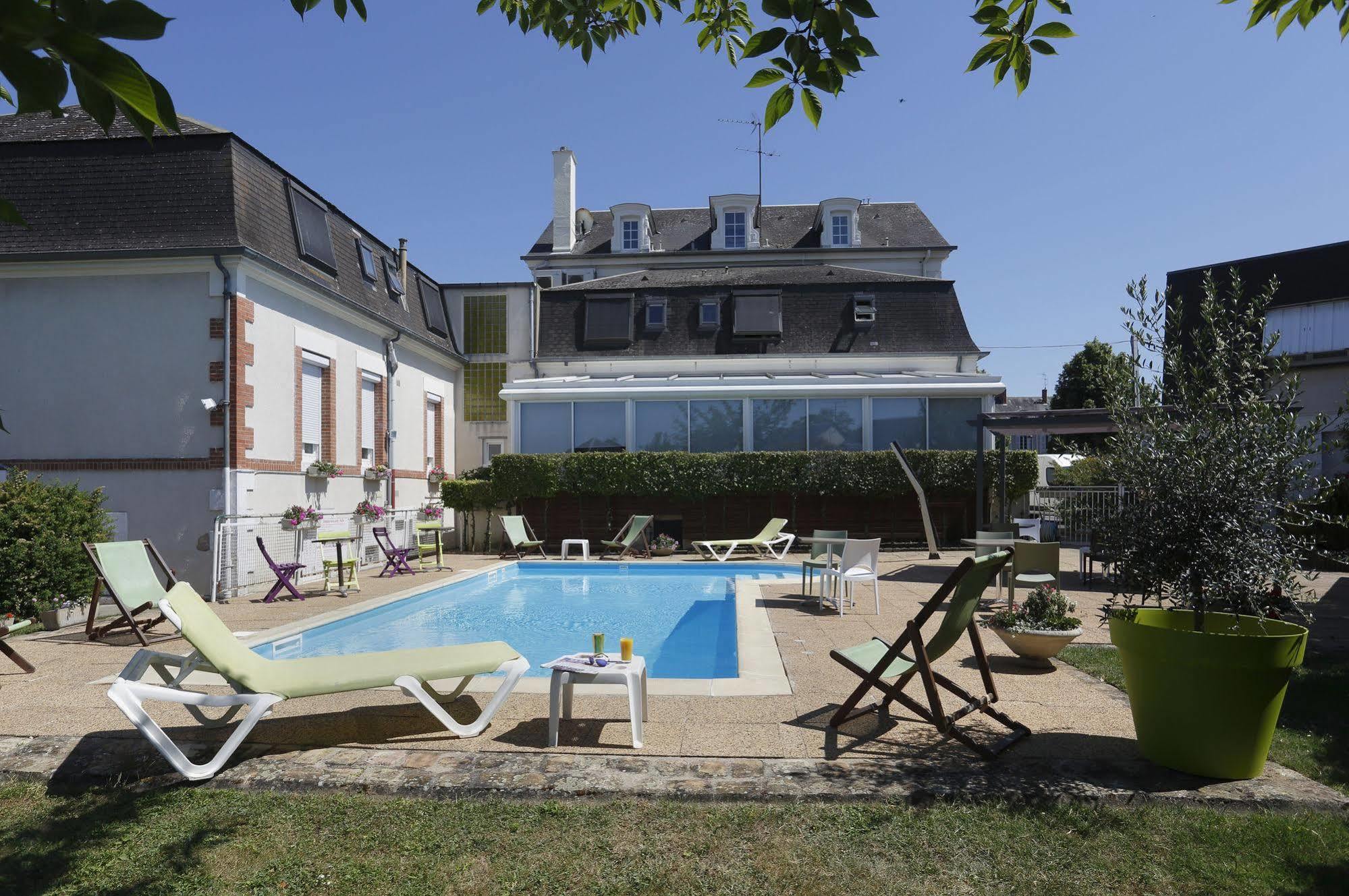 Hotel Les Tilleuls, Bourges Exteriör bild