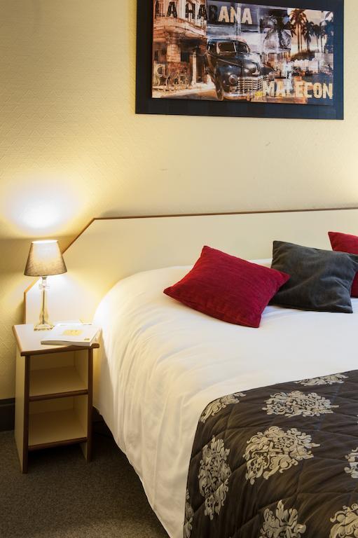 Hotel Les Tilleuls, Bourges Exteriör bild